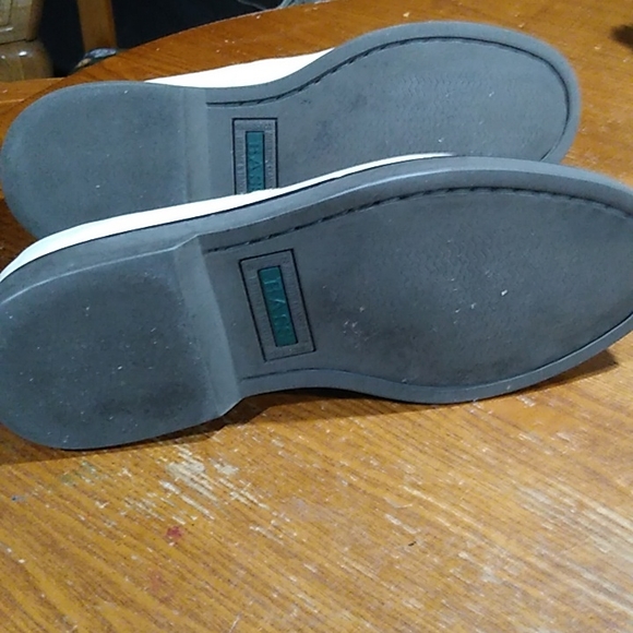 Meñs Buck Shoes - Picture 5 of 6